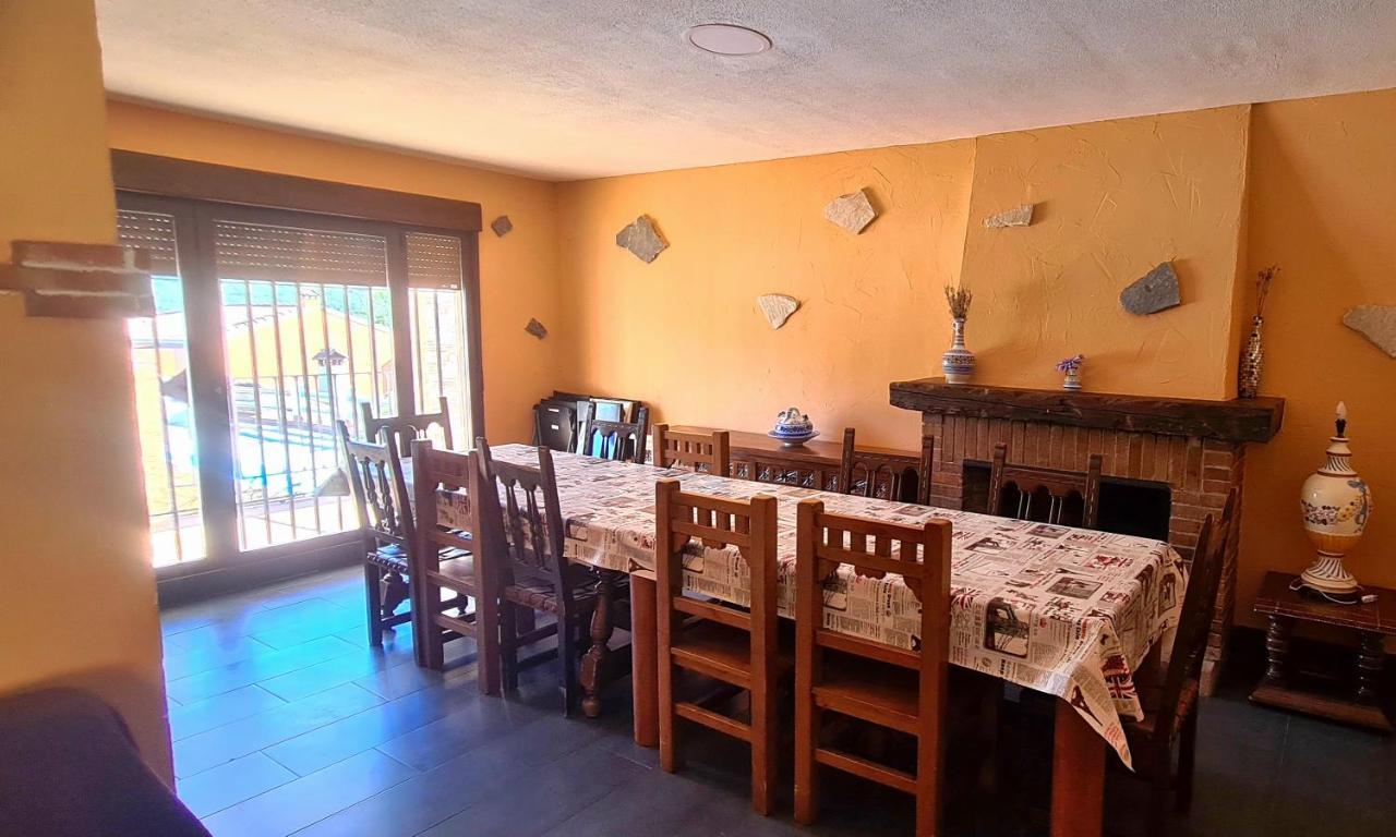 Villa Casa La Hijita à Navaluenga Extérieur photo